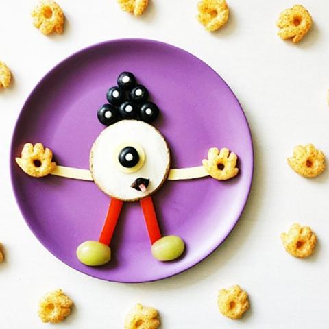 Gruffalo Claws Monster Fun Plate